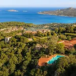 Вилла Esmerea Portocervo Con Piscina Privata ,jacuzi E Sauna *