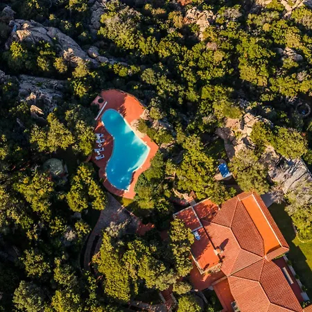 Esmerea Portocervo Con Piscina Privata ,jacuzi E Sauna 别墅