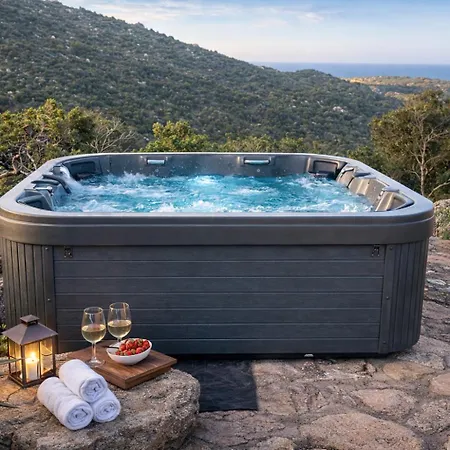 Esmerea Portocervo Con Piscina Privata ,jacuzi E Sauna 别墅