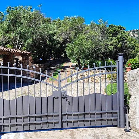 Esmerea Portocervo Con Piscina Privata ,jacuzi E Sauna * Porto Cervo