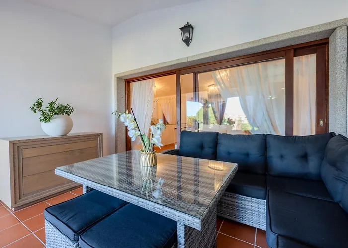 Esmerea Portocervo Con Piscina Privata ,jacuzi E Sauna Villa