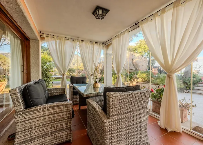 Esmerea Portocervo Con Piscina Privata ,jacuzi E Sauna Porto Cervo